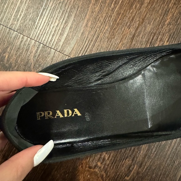 Authentic Prada ballet flats, size 7.5. - Picture 2 of 3